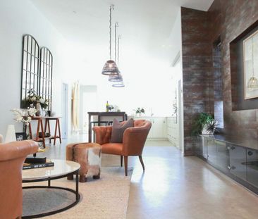 Coastal Living at Its Finest � Prime Mermaid Beach Location - Photo 2