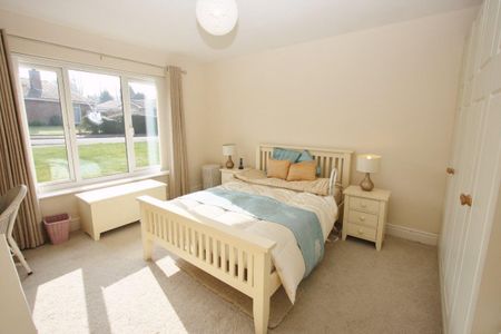 Brookwood Close, Walton, Warrington - Photo 3