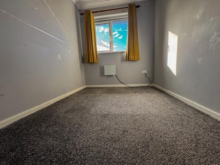3 bedroom end of terrace house to rent - Photo 4