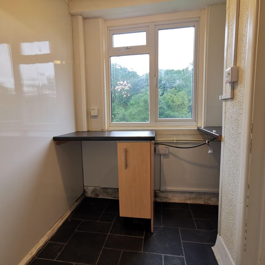 Warburton Gardens, Plymouth - Photo 1