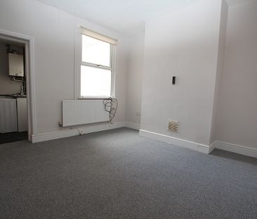 3 Bedroom HOUSE, Chester - Photo 1