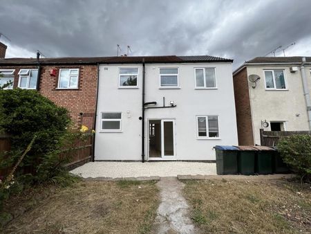 Oldham Avenue, Wyken, Coventry, Cv2 5eu - Photo 3