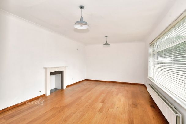 4 bedroom detached house to rent - Photo 1