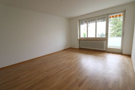 Erstvermietung nach Teilsanierung - gemütliche 3-Zimmerwohnung in Reinach - Photo 3