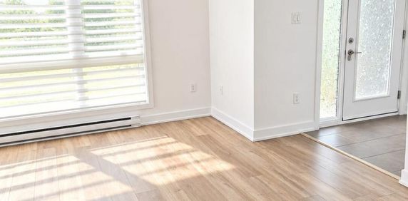 209 Rue Du Pirée (Plateau) Magnifique Duplex De 3 Chambres - Photo 2