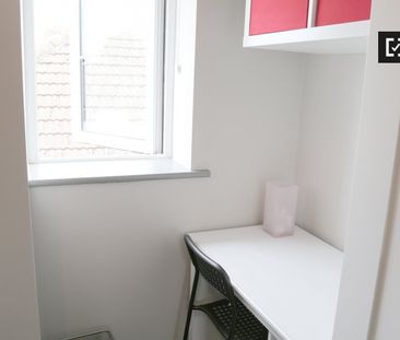 Bedroom 1- Bed 2 - Photo 3