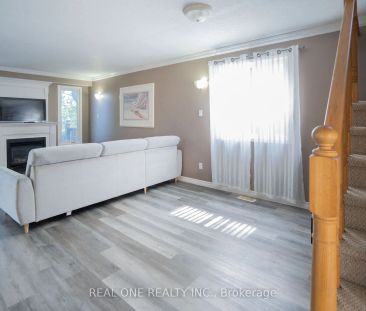 Detached Home For Lease | X8440516 - Photo 6