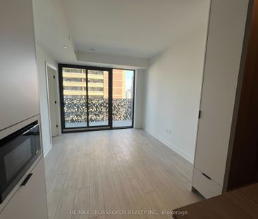 Waldorf Astoria Lofts #1401 - Photo 4