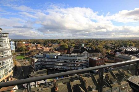 Woking, Surrey, GU22 - Photo 5