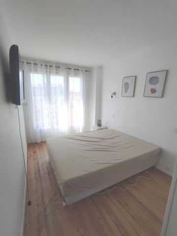 Location Appartement 3 pièces 60m² MILLAU 12100 - Photo 2