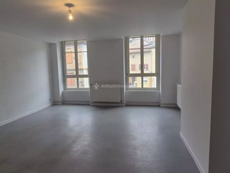 Location Appartement 4 pièces 97 m2 à Saint-Forgeux - Photo 4