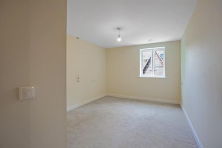 2 bedroom retirement property to rent - Photo 5