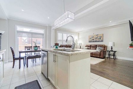 For Lease - 85 Humberstone Crescent, Brampton, Ontario - Photo 3