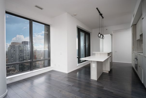 For Lease - 5 St Joseph Street Unit# 3010, Toronto, Ontario - Photo 1