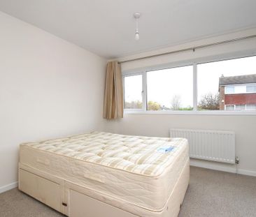 2 bedroom semi-detached house to rent - Photo 4