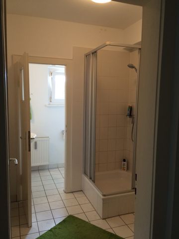 Möbliertes Zimmer 16,58 m² innerhalb eines Wohnheims // 1.OG Zimmer 1 - Foto 2