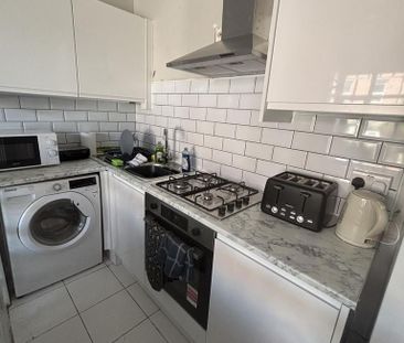 3 bedroom house to rent - Photo 3