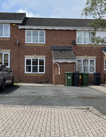 2 bed terraced house to rent in Hereford - Photo 4