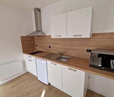 A LOUER - STUDIO MEUBLE NEUF - Photo 3