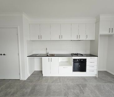 Brand new 2 bedroom granny flat - Photo 3