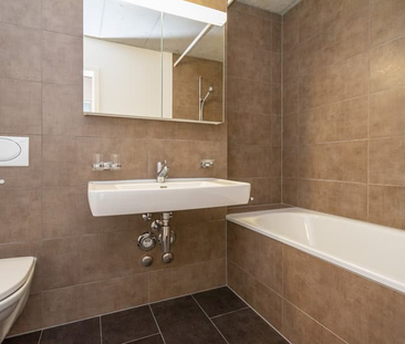 "Modern wohnen mit Gartensitzplatz und Blick ins Grüne!" - Photo 2