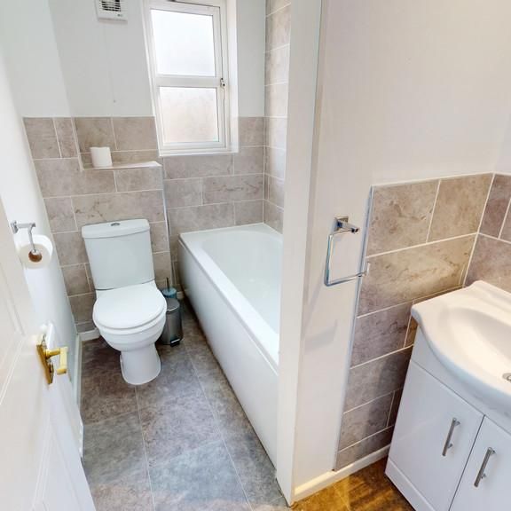 2 bedroom terraced house to rent - Photo 1