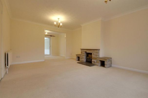 3 bedroom detached house to rent - Photo 1