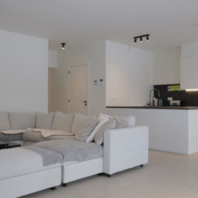 Appartement te huur in Uitbergen voor € 1.275 met 3 slaapkamers - Foto 1