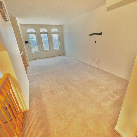 For Lease - 361 Aspendale Crescent, Mississauga, Ontario - Photo 1