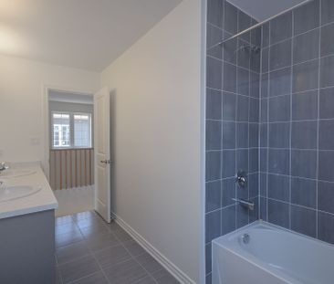 For Lease - 244 McKenzie Drive, Clearview, Ontario - Photo 6