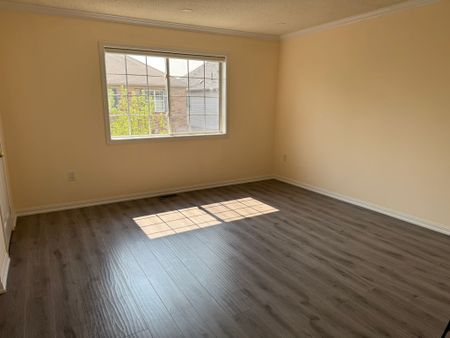 For Lease - 190 Owlridge Drive, Brampton, Ontario - Photo 2