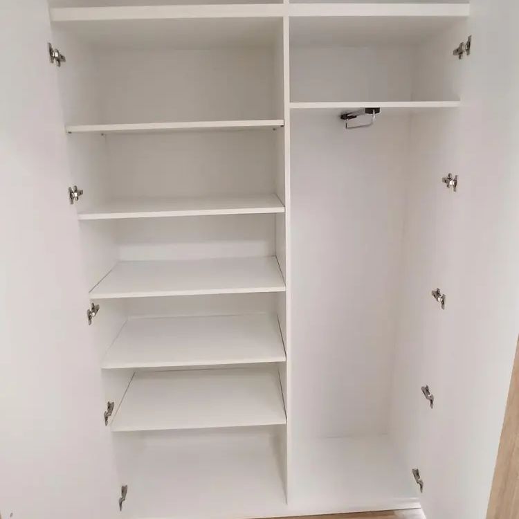 Podnájem velmi pěkného z části zařízeného cihlového bytu 2+kk s balkonem + gar. stání - Photo 1