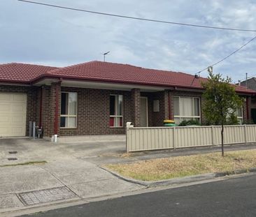 4 Elliott Avenue, Broadmeadows VIC 3047 - Photo 1