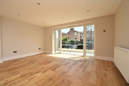 5 bedroom semi-detached house to rent - Photo 4