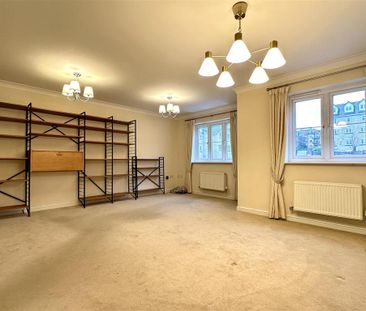 4 bedroom townhouse to rent - Photo 5