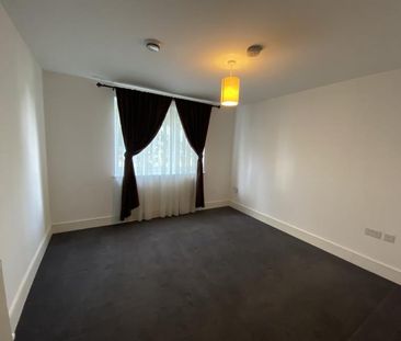 Town Lane, Staines - 2 bedrooms Property for lettings - Seymours - Photo 2