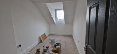 12/13 Woodland Terrace Flat 11 - Photo 3