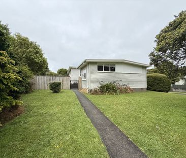 2 Bedroom House in Lower Hutt - Photo 3