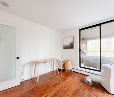 An Owner’s Touch… - Photo 5