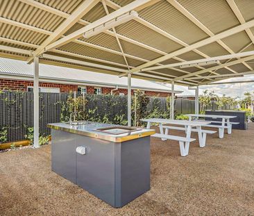 Luxury Villa in The Boulevard - Photo 1