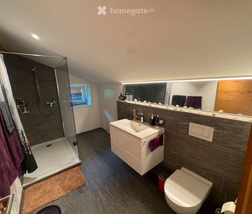 Charmante 2.5-Zimmer-Dachwohnung mit Bergpanorama in Klosters - Photo 6