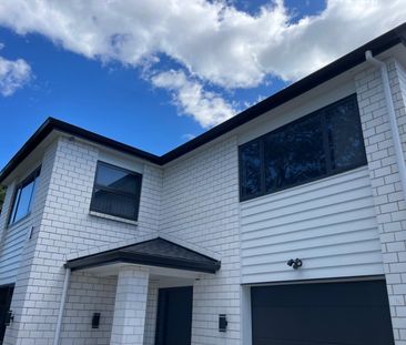MANGERE EAST, 1 BEDROOM - Photo 2