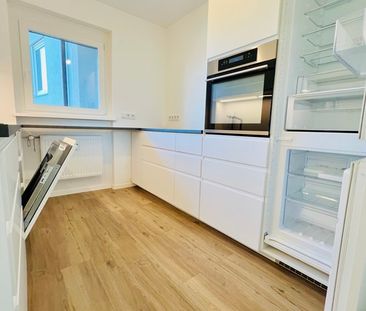 Stilvoll möblierte 2-Zimmer-Wohnung in zentraler Lage – Einziehen u... - Photo 3