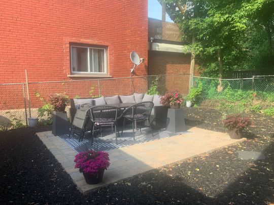 For Lease - 219 Stinson Street Unit# Unit 1/Main Floor, Hamilton, Ontario - Photo 1