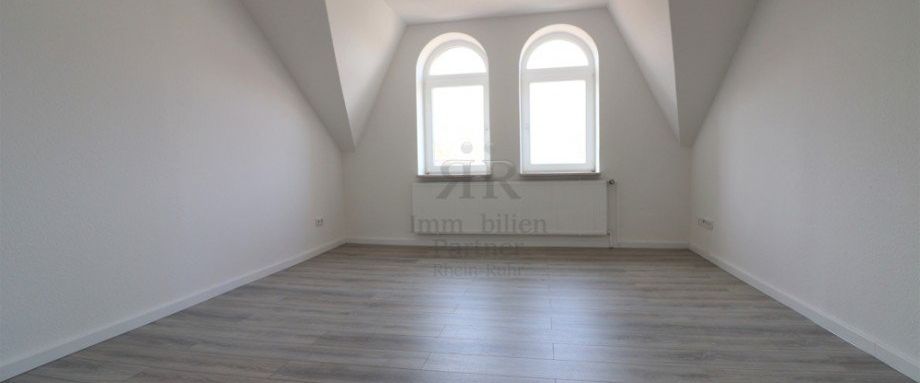 Helle 3-Zimmer-Dachgeschosswohnung in Bochum-Wattenscheid! - Foto 1