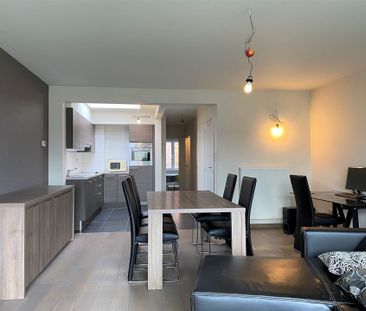 Appartement met 2 slaapkamers en terras aan de Vaart - Photo 4