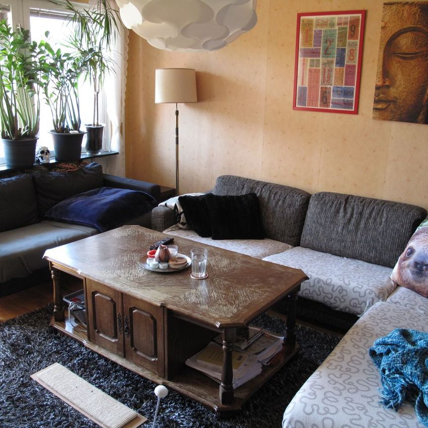 Advokatbacken, Norsborg - Photo 2