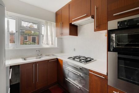 2 bedroom apartment to rent - Photo 3