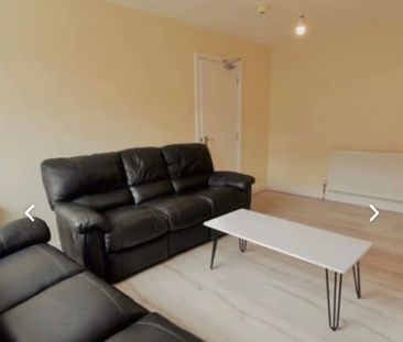 4 Bed - 8 Monkbridge Street, Headingley, Leeds - LS6 4HL - Student - Photo 2