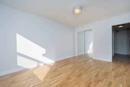 111 Lawton Boulevard - Photo 4